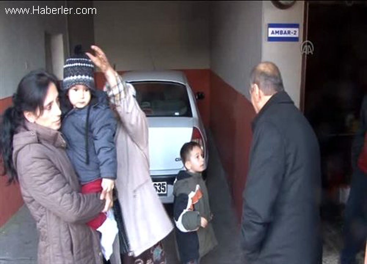 Minik Emirhan kahramanını ziyaret etti (2) -