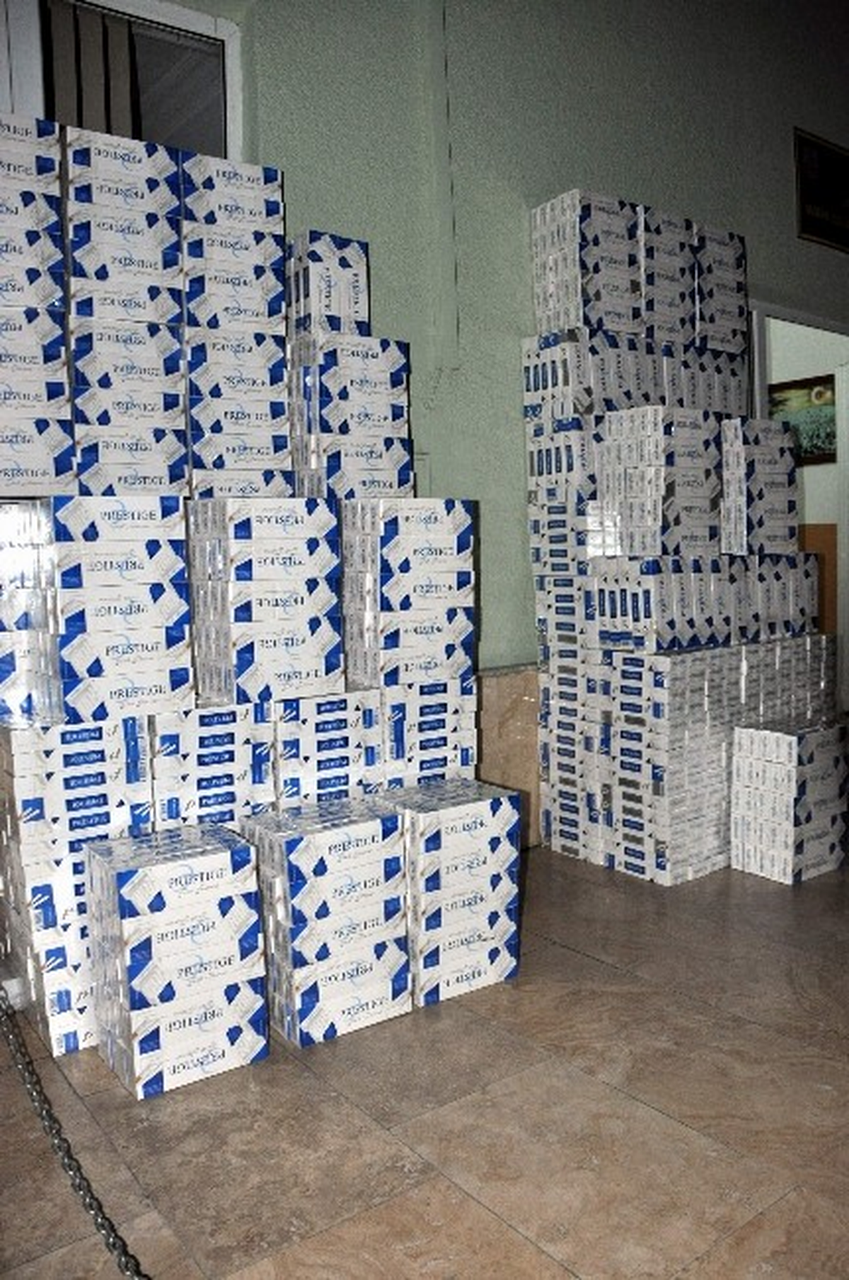 Suşehri\'de 11 Bin 500 Paket Kaçak Sigara Ele Geçirildi