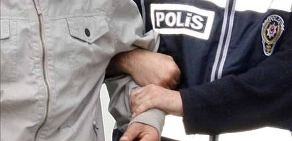 Taksiciyi Bayıltan Şüpheli İstanbul Polisine Teslim Edildi