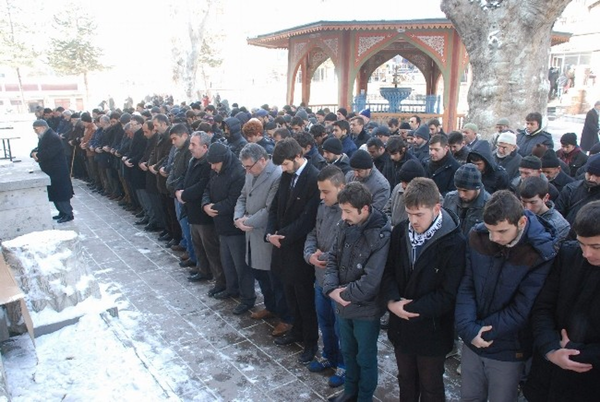 Tokat\'ta Abdülkadir Molla İçin Gıyabi Cenaze Namazı Kılındı