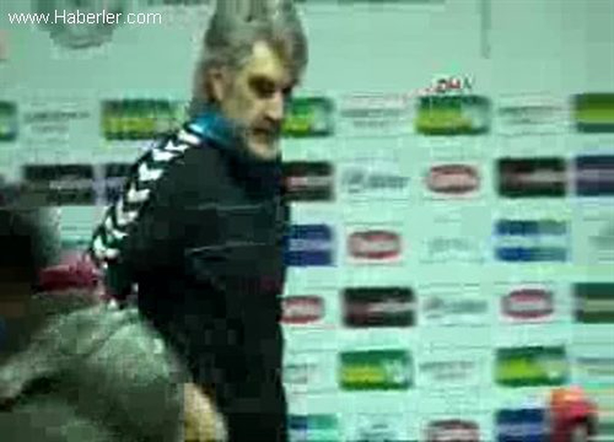 Torku Konyaspor Teknik Direktörü Uğur Tütüneker İstifa Etti