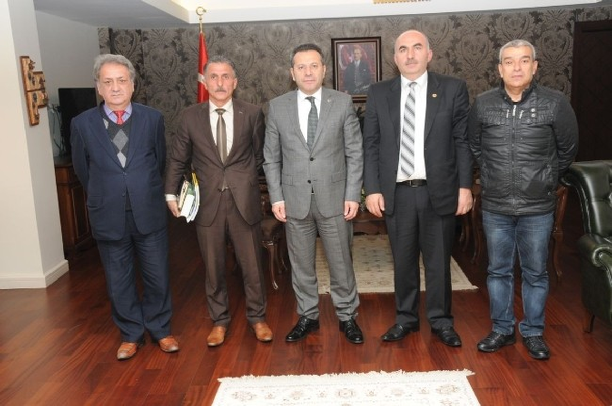 Vali Aksoy\'a Ziyaretler