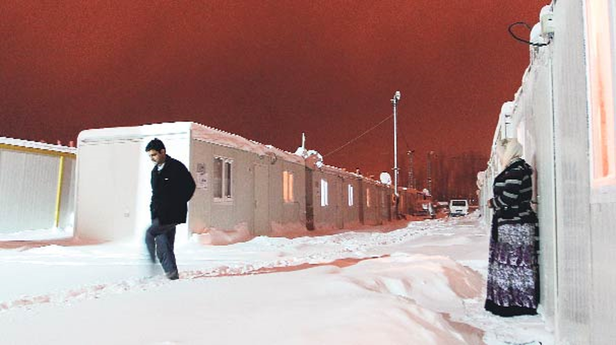 Vali Nezih Doğan:Depremzelerle İlgili Haberleri Yalanladı