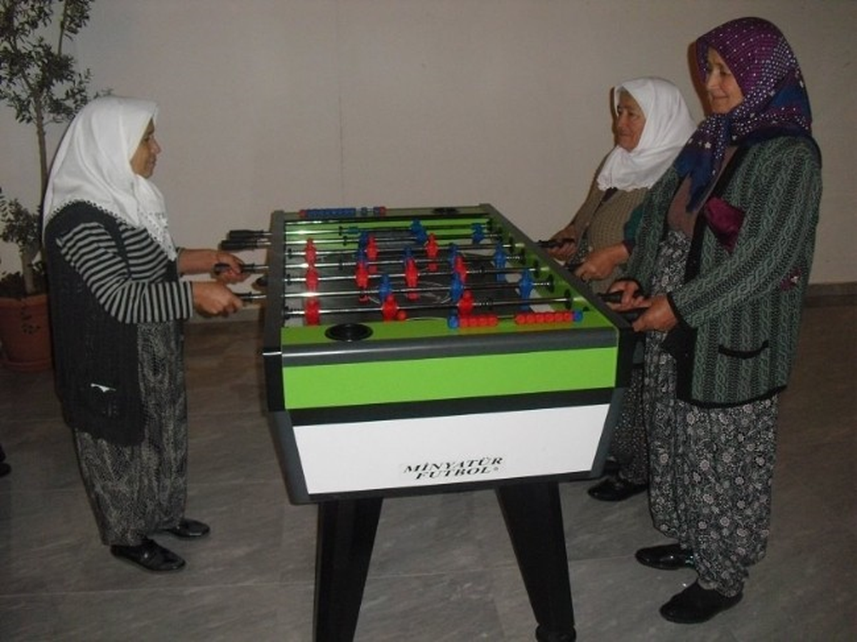 Yaşlı ve Yardıma Muhtaç Vatandaşlara Termal Gezisi