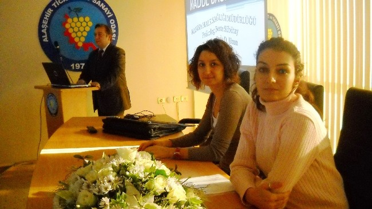 Alaşehir\'de Hükümlülere Seminer Verildi