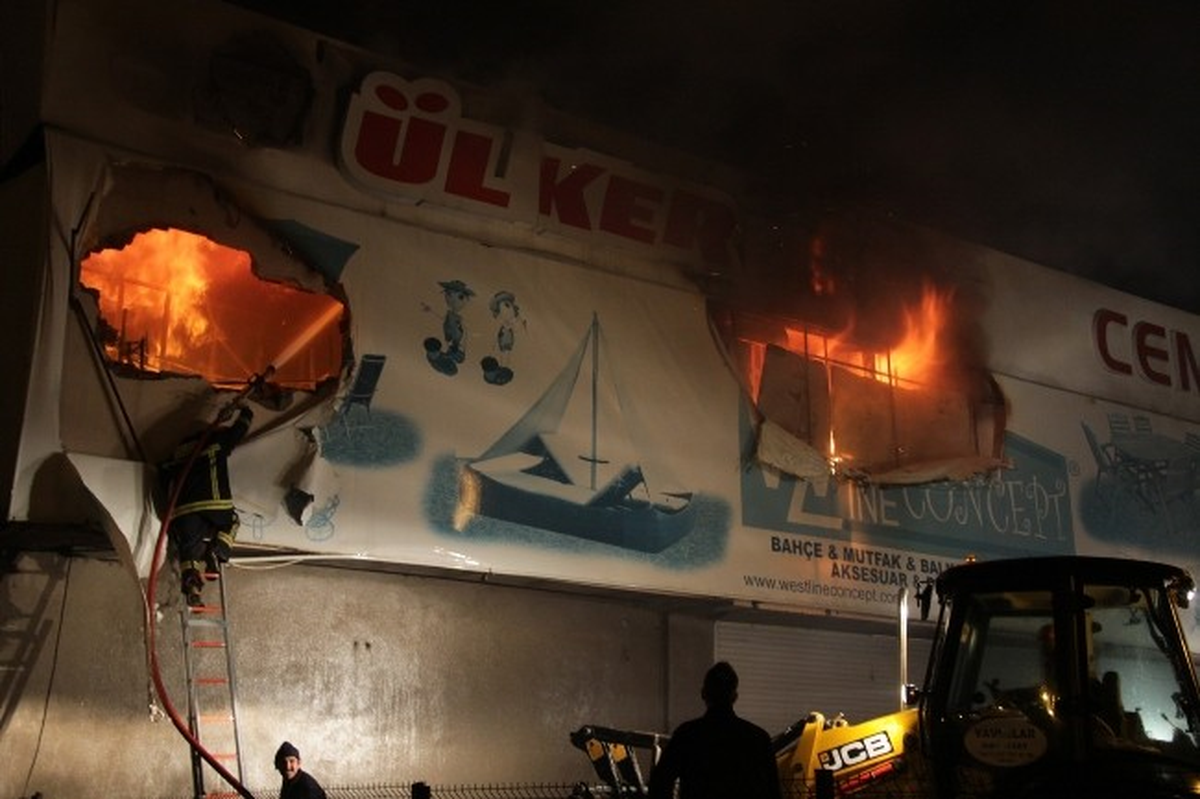 Bursa\'da Alevli Gece