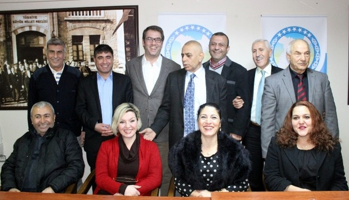 Anadolu Birliği CHP\'li Piriştina\'ya Destek Veriyor