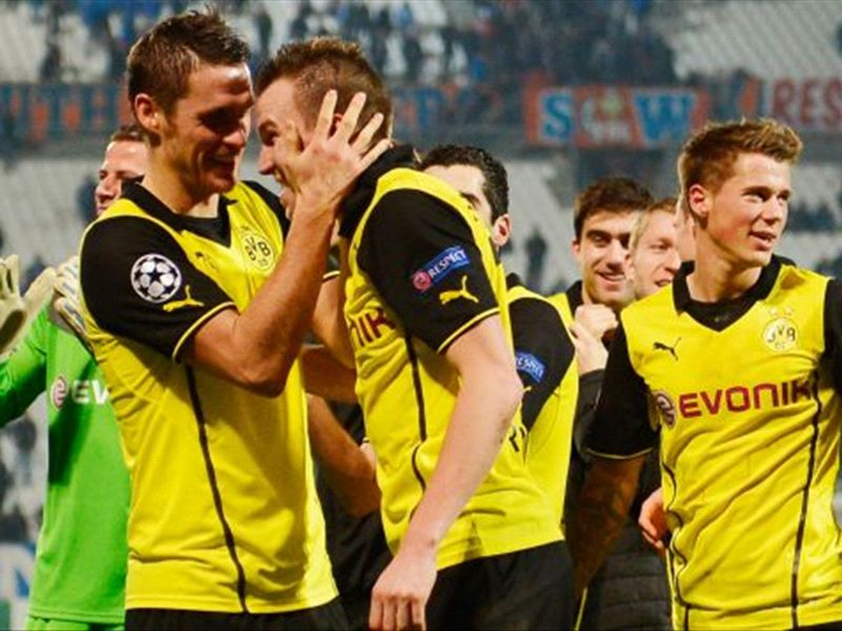 Dortmund Zirveden Kopmak İstemiyor