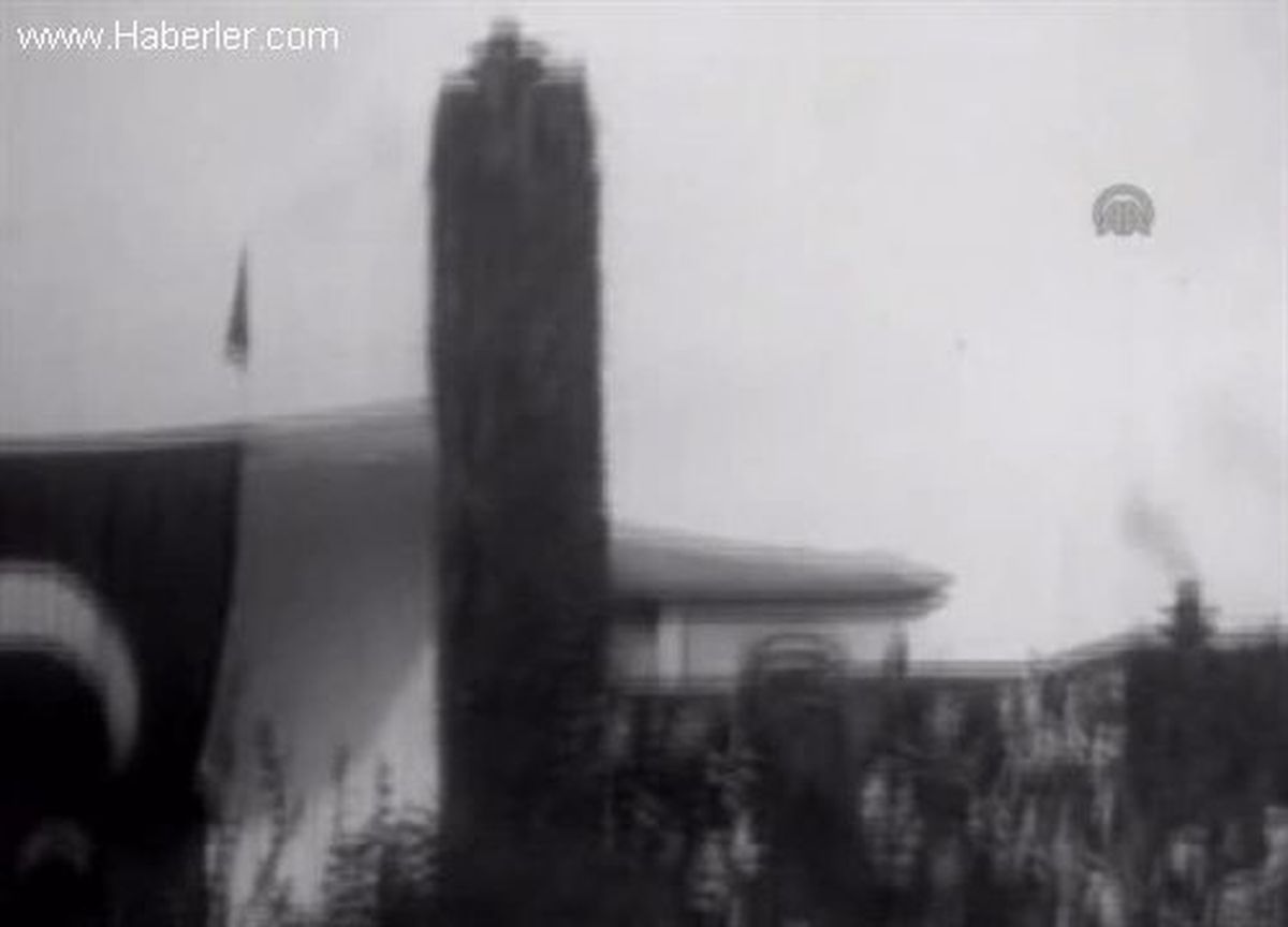 Genelkurmay, Atatürk\'ün naaşının Anıtkabir\'e naklinin görüntülerini paylaştı -