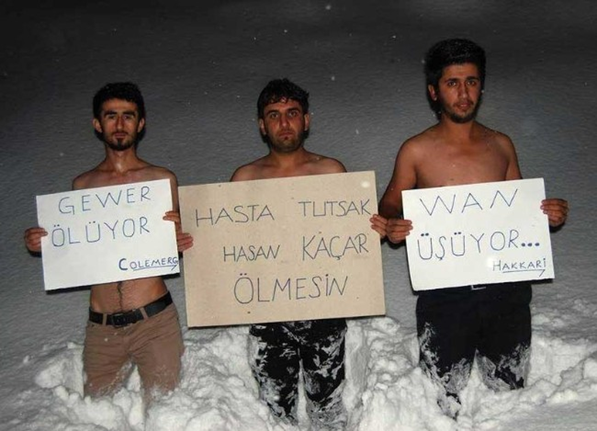 Hakkarili Gençlerden İlginç Eylem