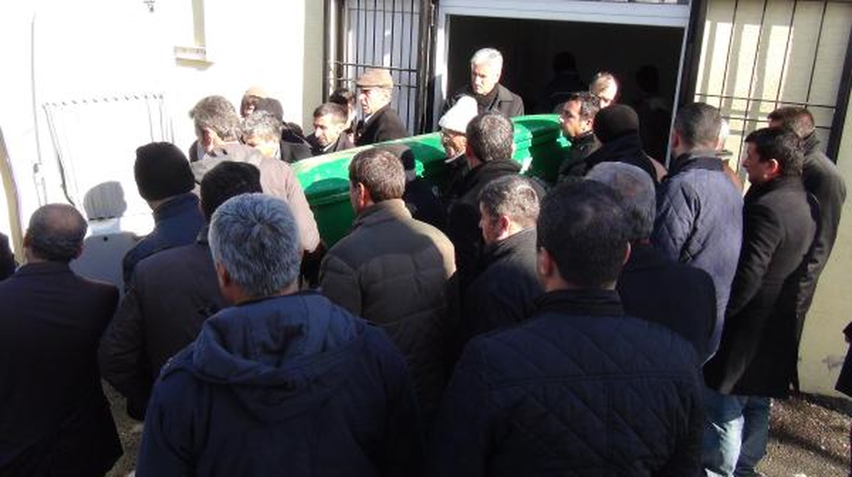 Karı-Koca Sobadan Zehirlenerek Öldü
