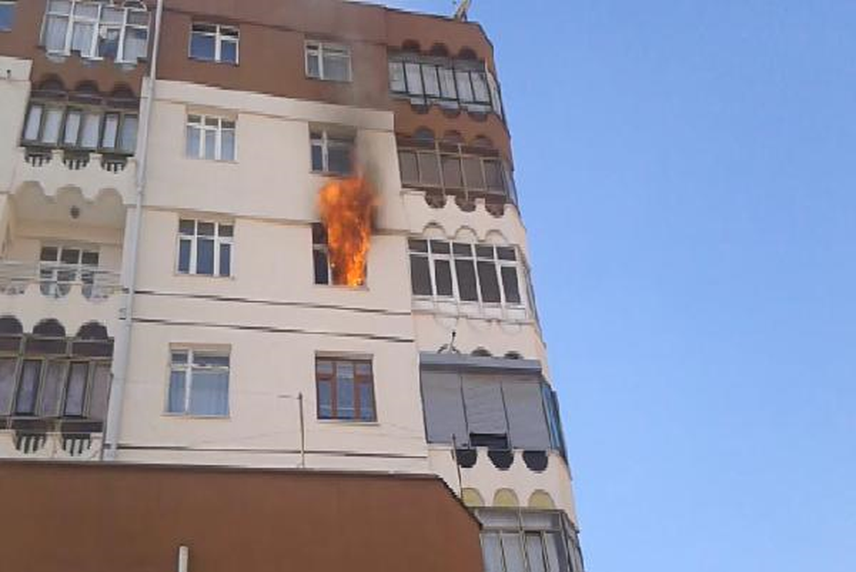 Konya\'da Apartmanda Çıkan Yangın Paniğe Neden Oldu