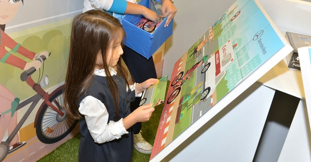 Mercedes-Benz Türk MobileKids Anne Çocuk Fuarı\'nda
