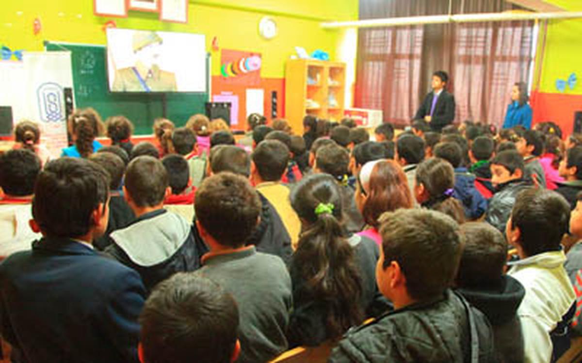 ŞURKAV\'dan Köy Çocuklarına Sinema Keyfi