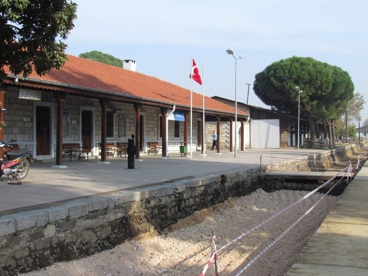 Tcdd\'den İstasyonlarda Hat Yenileme Çalışmaları