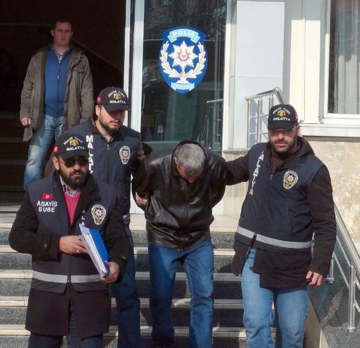 Telefon Dolandırıcılarının Malatya\'daki Elebaşı Yakalandı