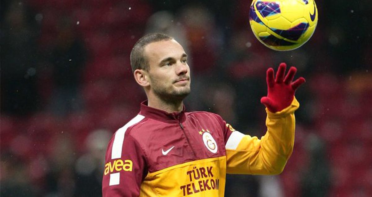 Sneijder, Basında Çıkan Haberleri Yalanladı