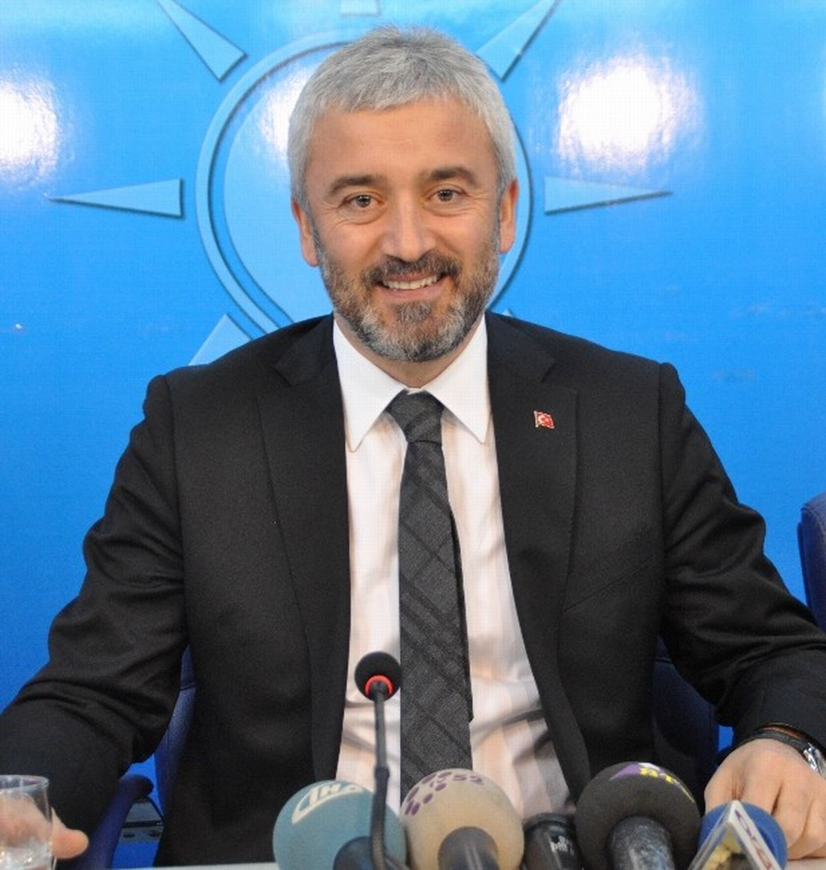 Yılmaz: "Çılgın Proje Açıklayacağım"