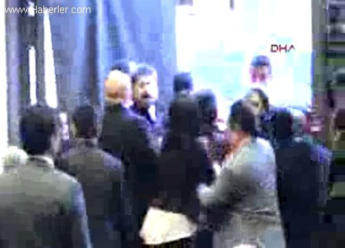2egemen Bağış, Hamm\'da Protesto Edildi