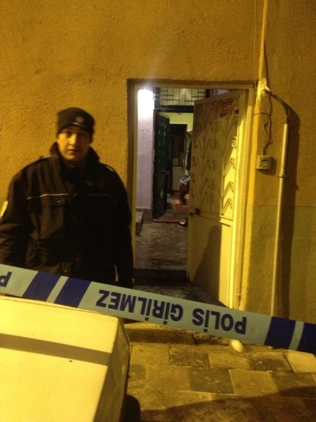 Ayakkabı Boyacısı Evinde Ölü Bulundu