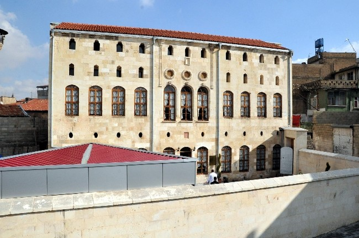 Bostancı Mektebi Yeniden Eğitim Yuvası Oldu