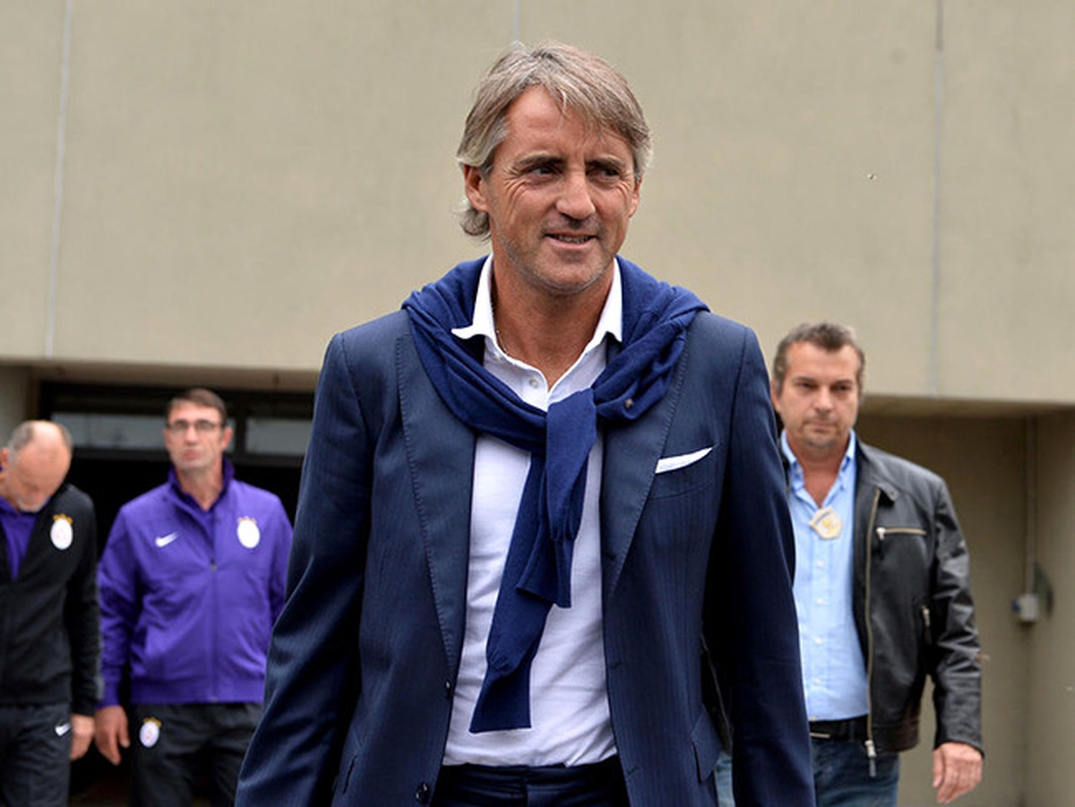Galatasaray Teknik Direktörü Mancini, İtalya\'ya Gitti