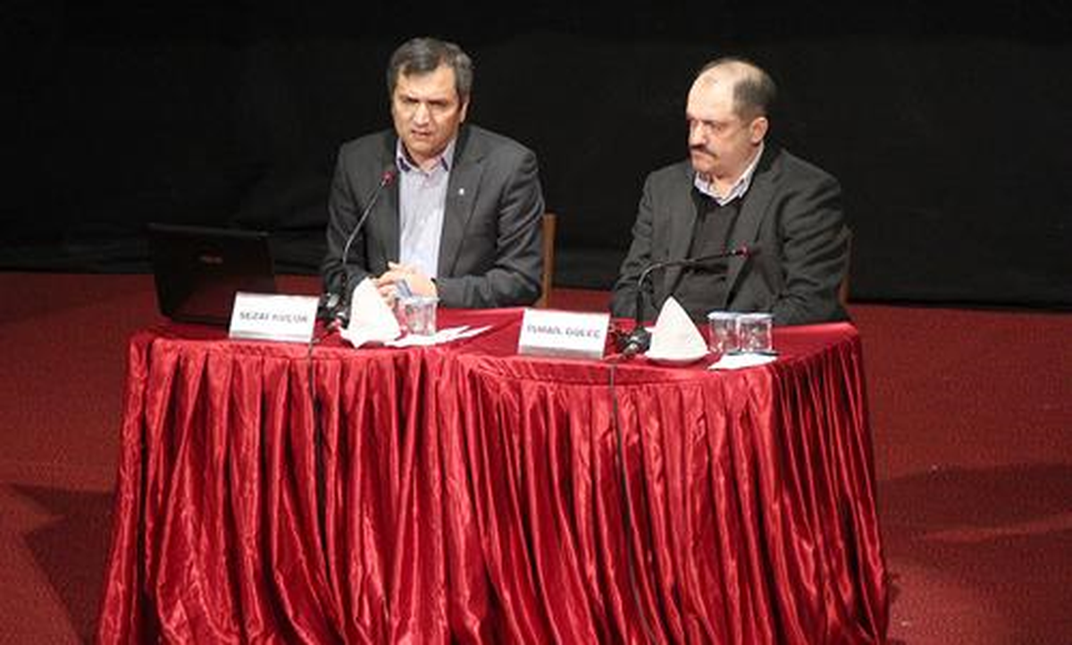 "Mevlana\'yı Konuşmak, İnsan-ı Kâmili Konuşmaktır"
