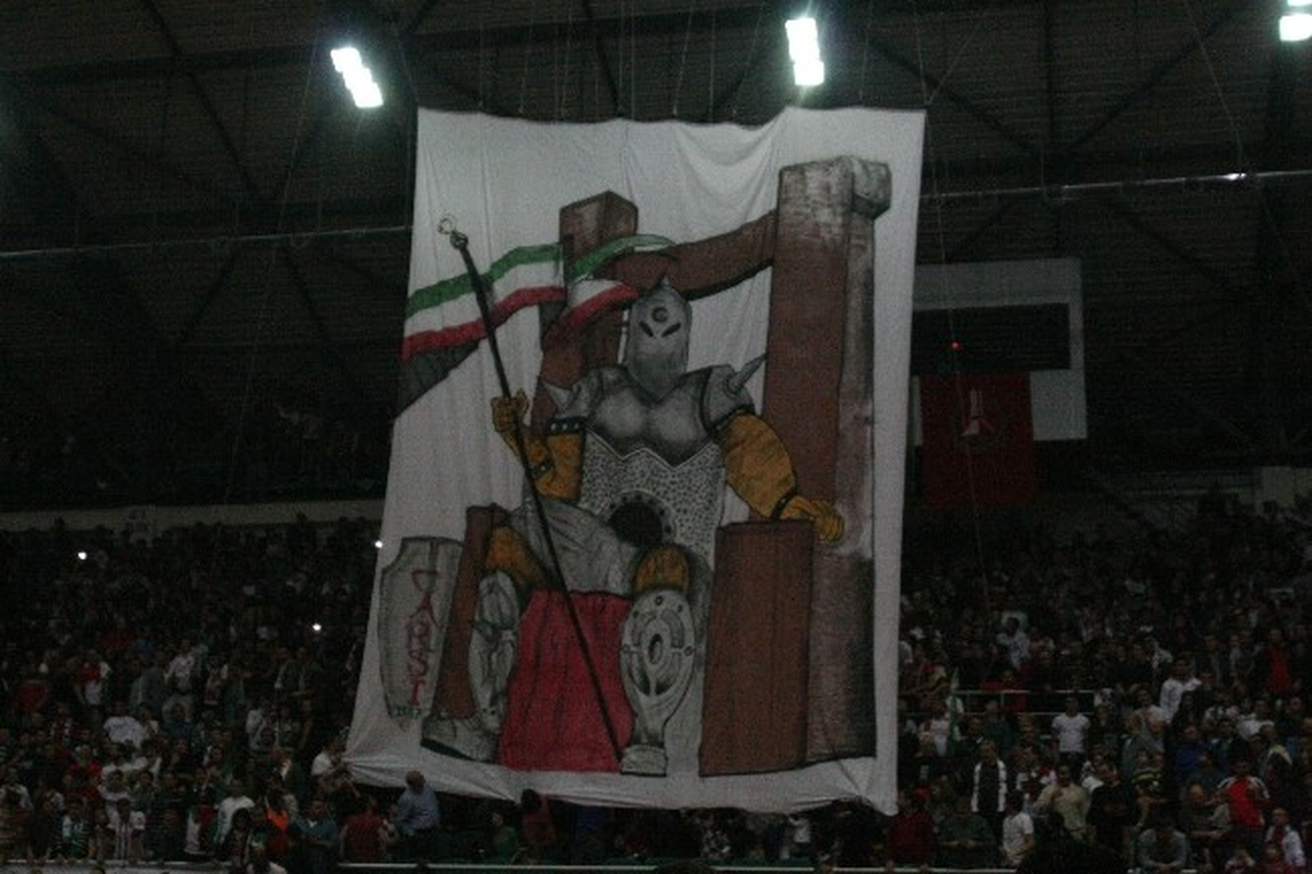 Olaylı Maç Galatasaray\'ın