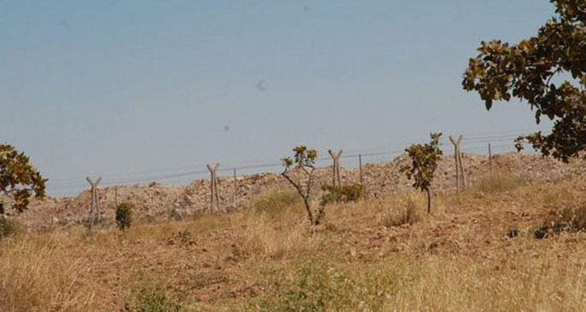 Sınırda Kaçakçılara Ait 3 Kilometrelik Boru Hattı Bulundu