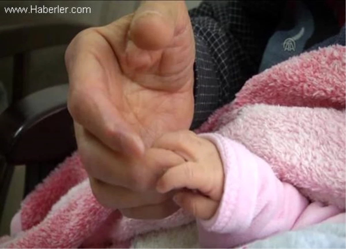 Sivas\'ta Bir Çift 17 Yıl Sonra Tüp Bebek Tedavisiyle Güldü