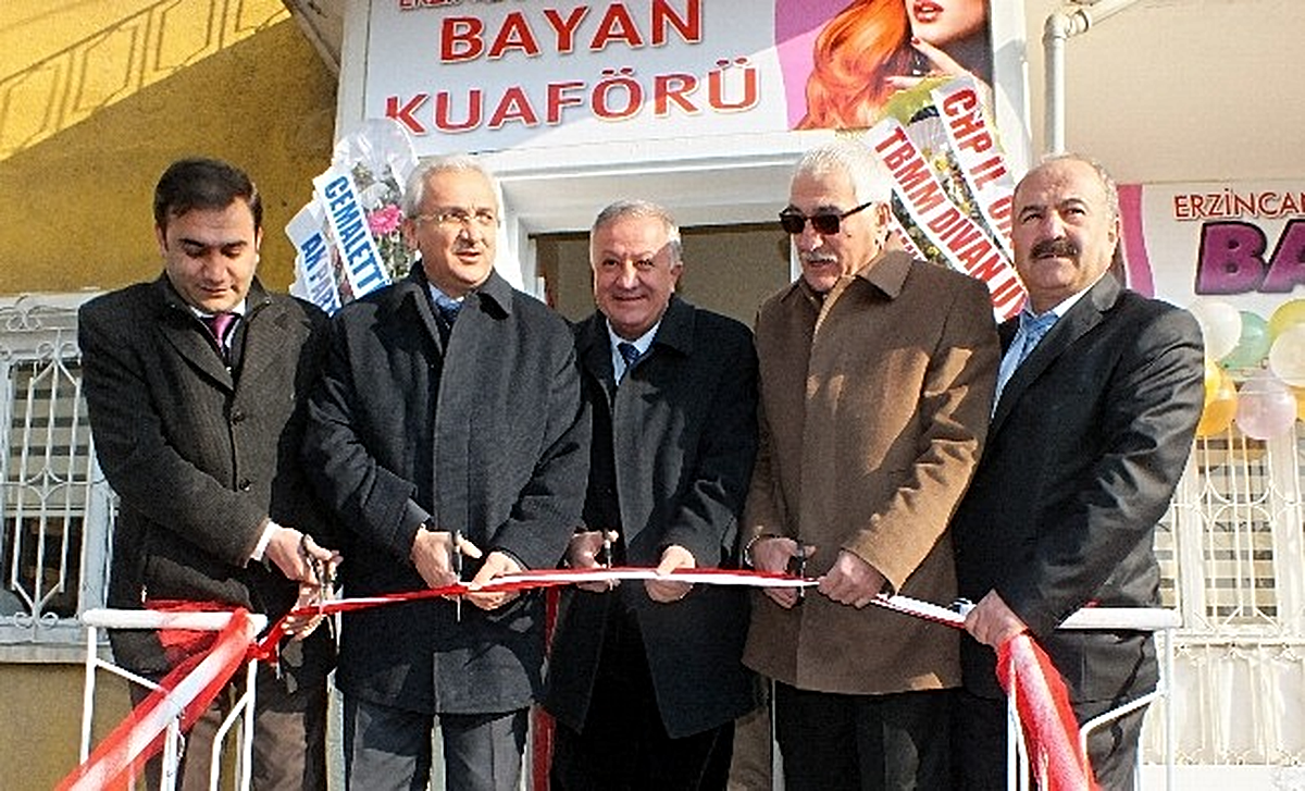 Adaylar Açılışta Buluştu