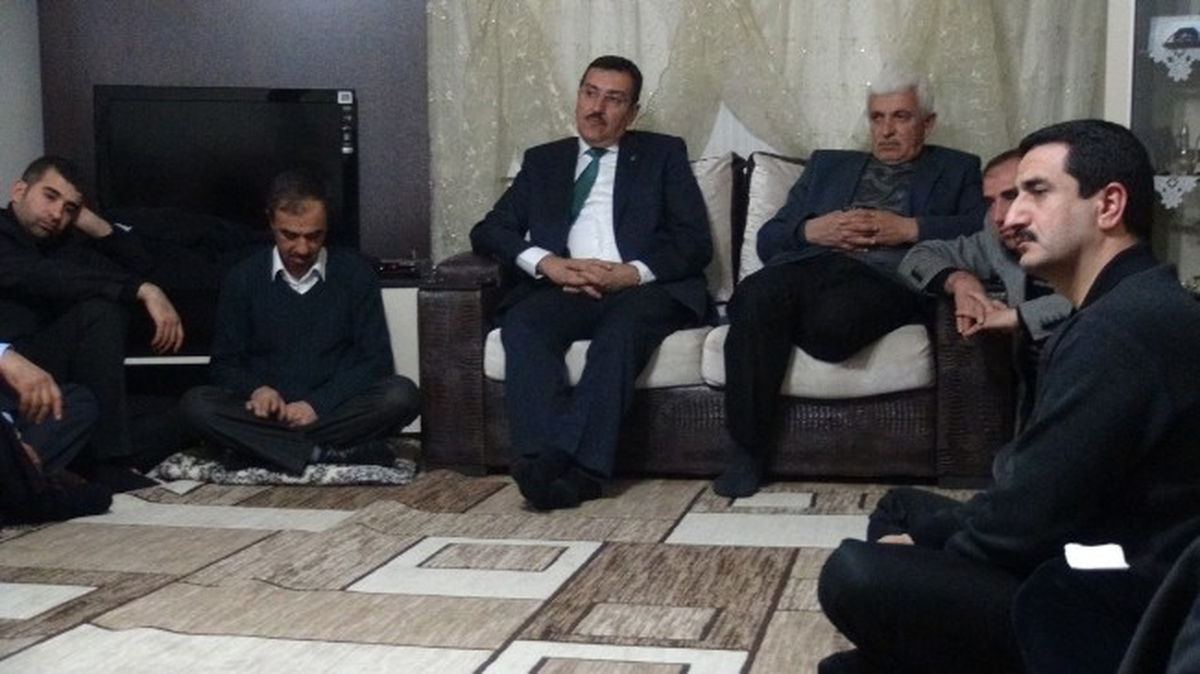 AK Parti İl Teşkilatı, Özalper Mahallesi Sakinleriyle Bir Araya Geldi