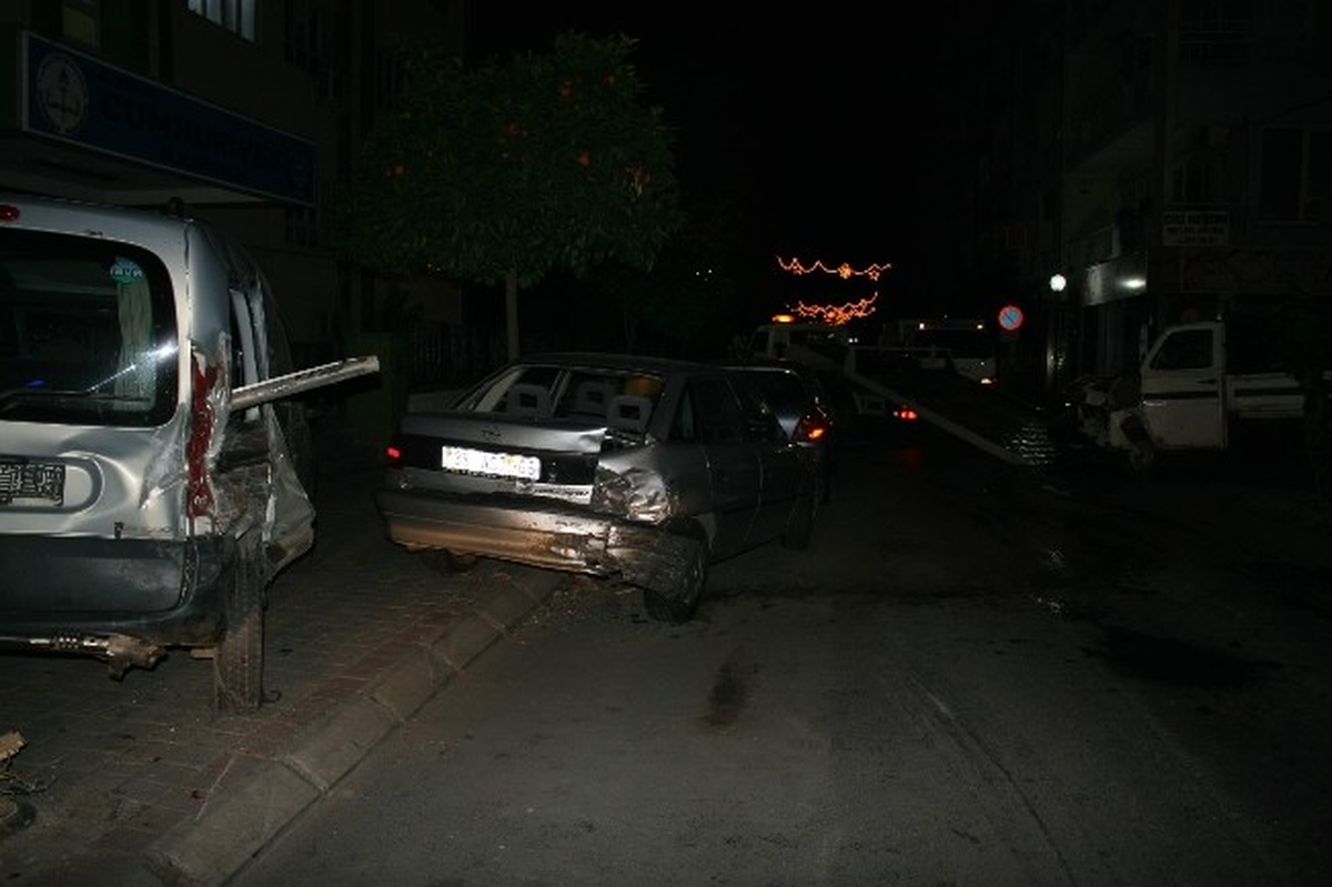 Alkol Şişede Durduğu Gibi Durmadı, Düz Yolda Kaza Kaçınılmaz Oldu