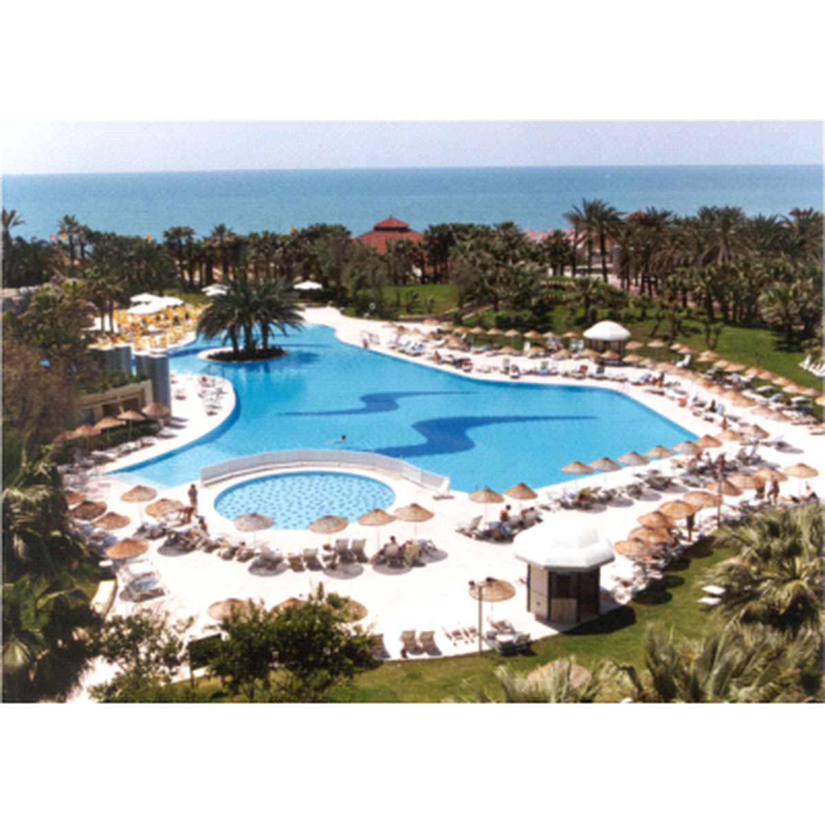 Antalya\'daki İki Otelinin Satışını Gerçekleştiren İş Gyo Elde Ettiği Gelirleri Yeni Projelerinde ve...