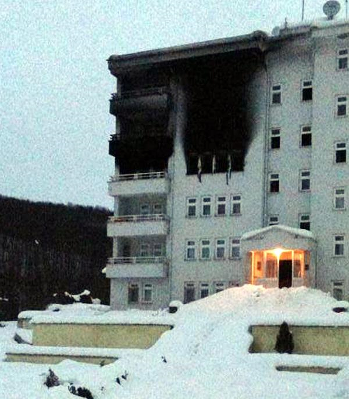 Askeri Lojmanda Yangın