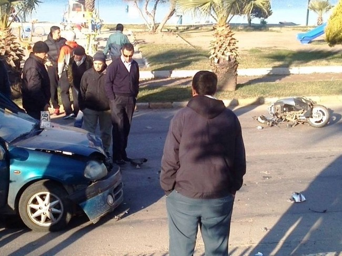Ayvalık\'ta Trafik Kazası: 1 Yaralı