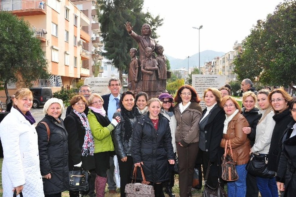 Balçova\'nın Yeşil Atağı Devam Ediyor