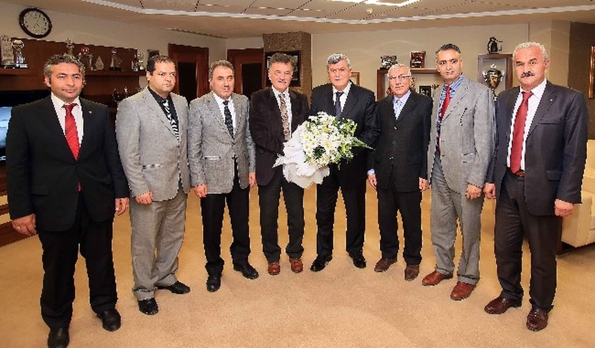 Başkan Karaosmanoğlu\'na Stk\'lardan Ziyaret