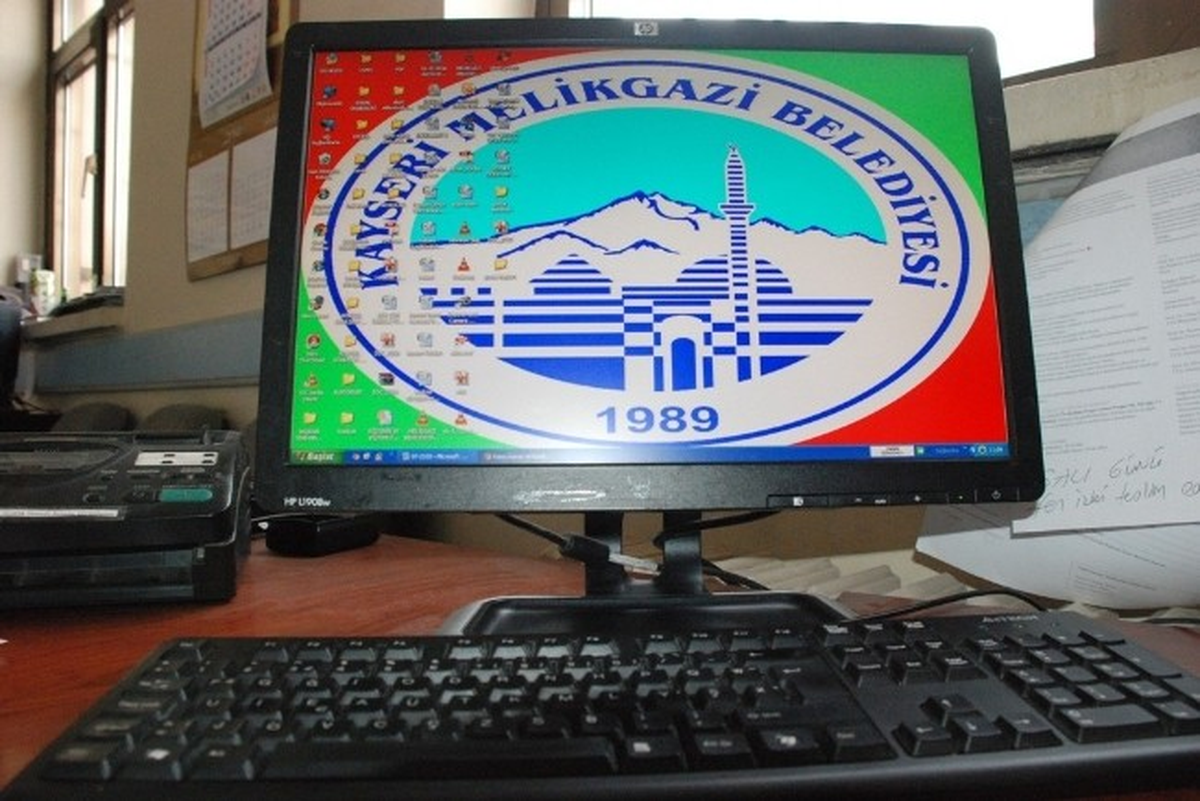 Bilgi İşlemde Bilgisayarlar Türkçeye Uyumlu