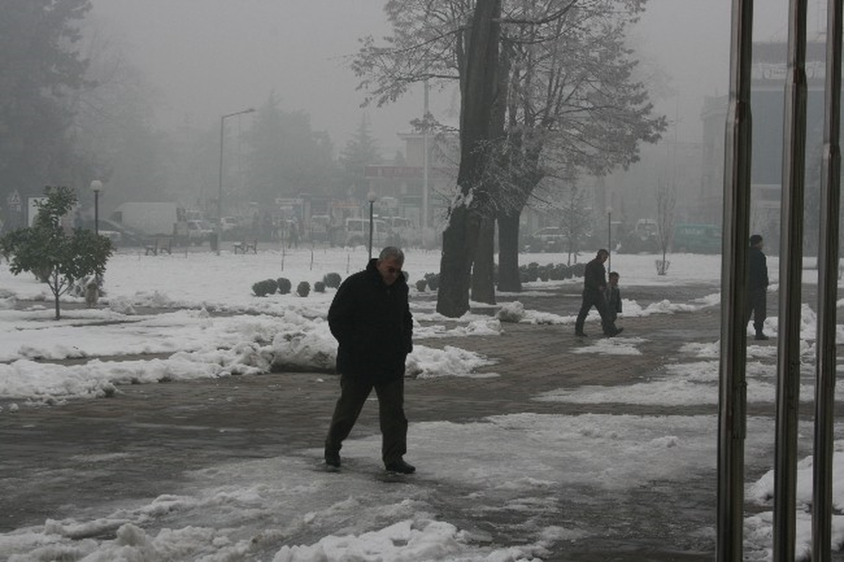 Düzce Sis Altında