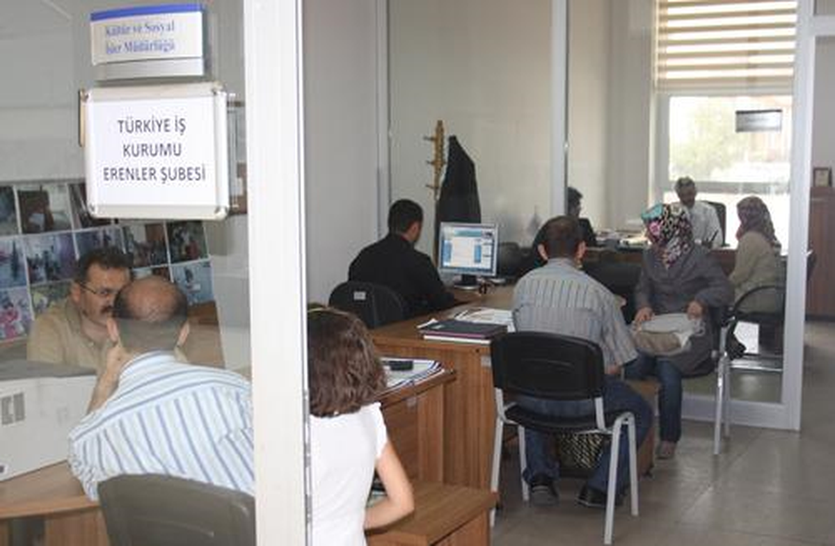 Erenler Belediyesinin İşkur Hizmet Noktası