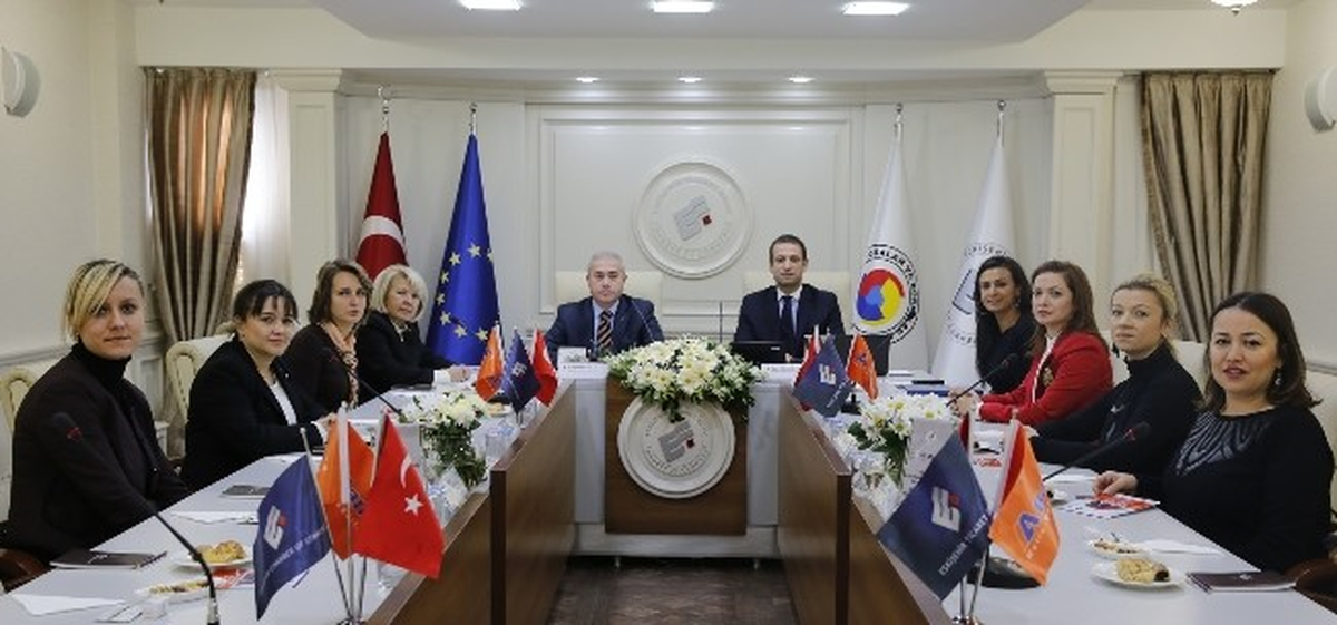 Eto ve Abank\'tan Kadın Girişimcilere Özel Kredi