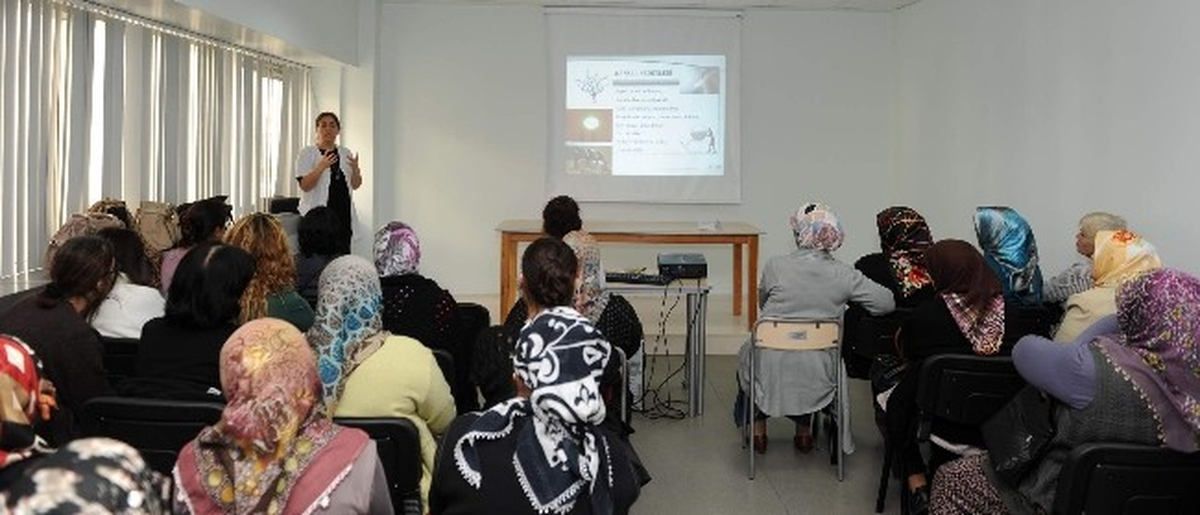 Kadınlar Kanserle İlgili Bilgilendirildi