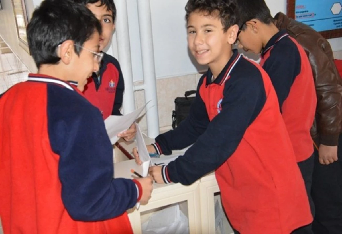 Kars Sultan Alparslan Koleji\'nde Post Box Yarışması Yapıldı