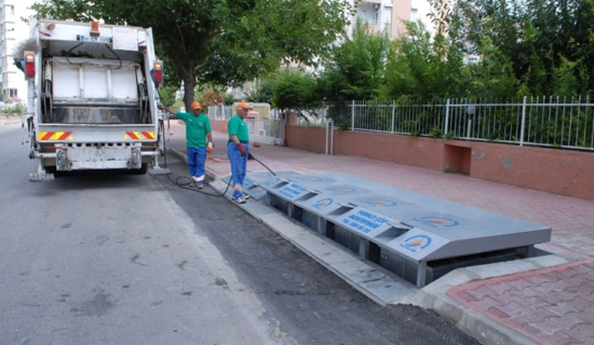 Muratpaşa\'da Yeraltı Çöp Konteynerleri Yaygınlaşıyor