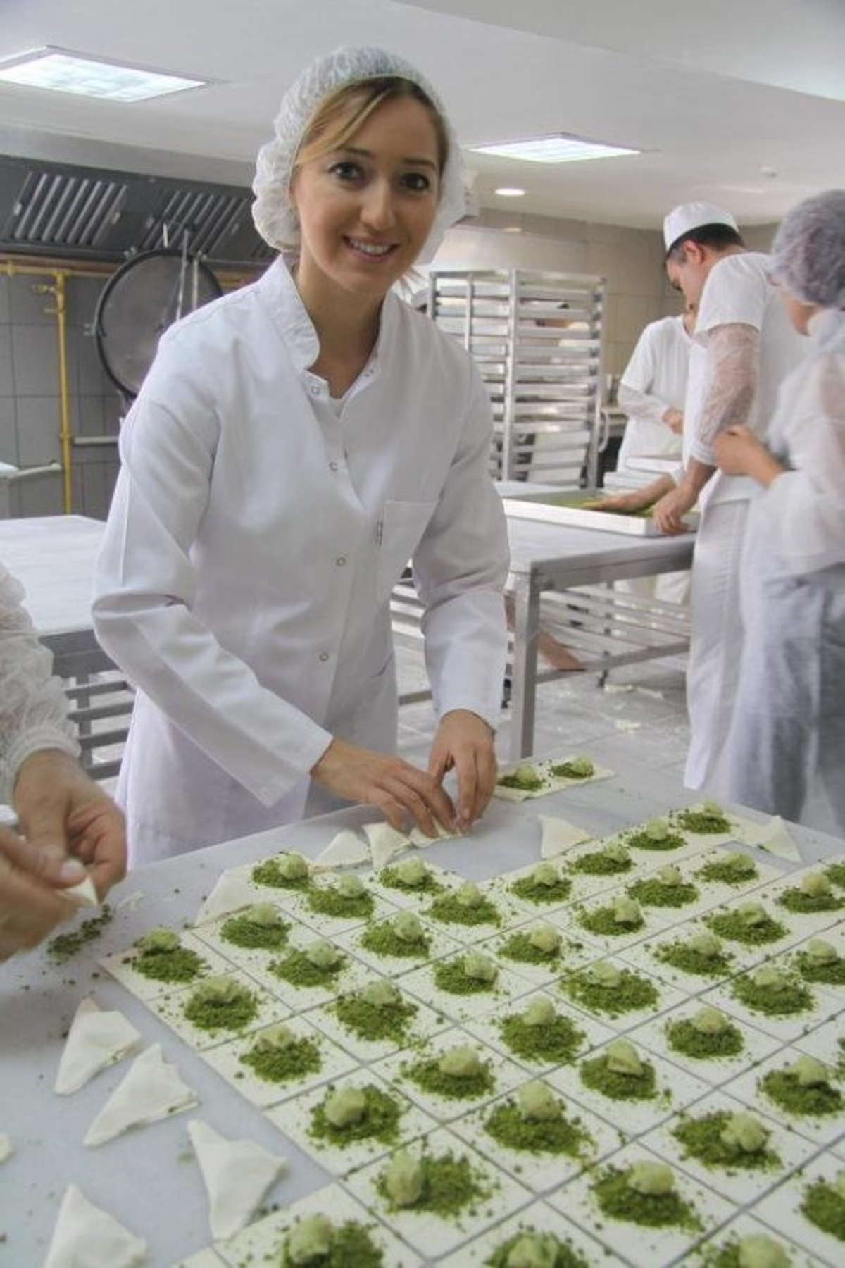 Serbest Dalış Rekortmeni Ercümen\'den Baklavalı Tanıtım