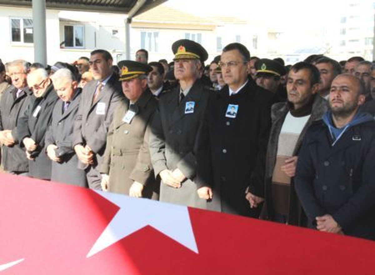 Şehit Polis Memuru Son Yolculuğuna Uğurlandı