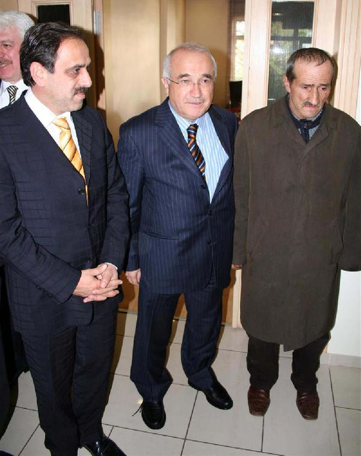 TBMM Başkanı Çiçek\'in Okul Arkadaşı Kalbine Yenildi