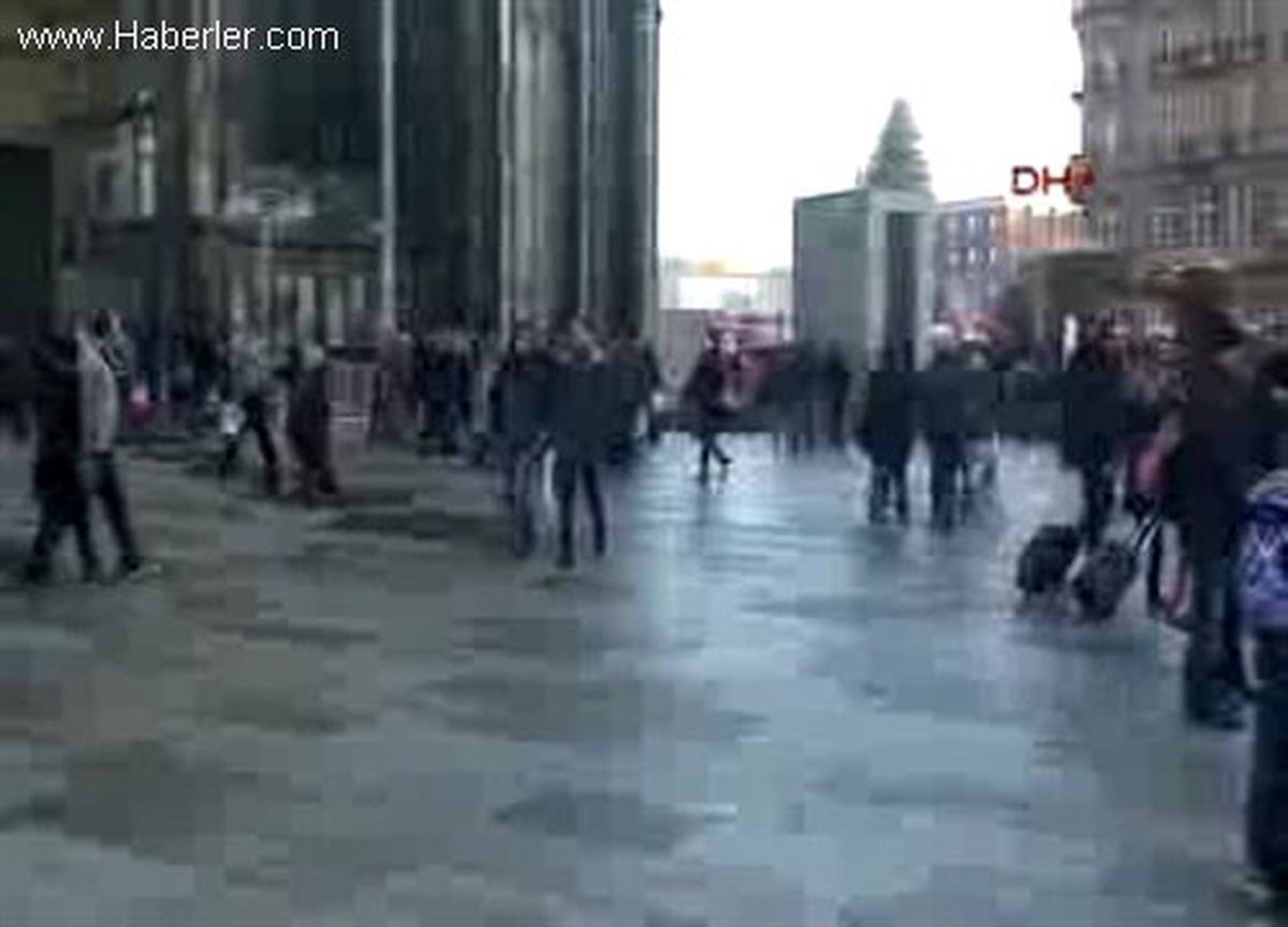 Türklerin Gelir ve Eğitim Seviyesi Diğer Toplumlara Göre Daha Düşük