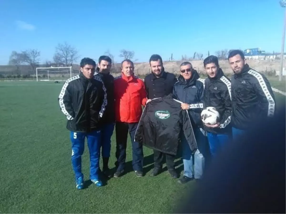 Veliköyspor\'a Eski Futbolcularından Destek